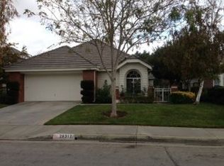 26312 Woodlark Ln, Santa Clarita, CA 91355
