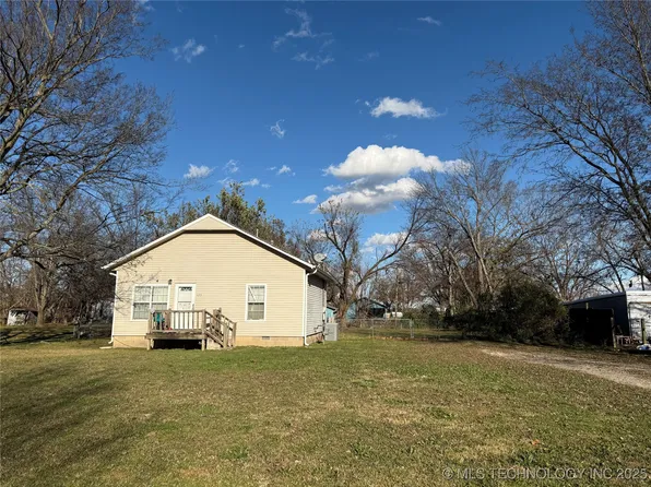 125 C St SE, Inola, OK 74036