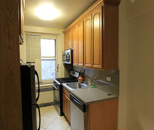4th image of 4143 39th Pl APT 3D