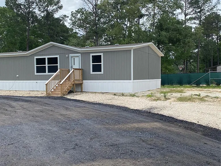 20511 Old Houston Rd — Photo 1