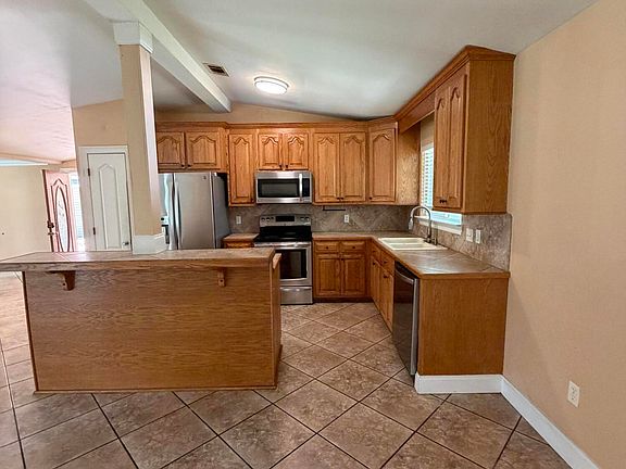 2nd image of 734 Akaka Ct