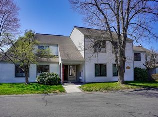 28 Concord Greene UNIT 3, Concord, MA 01742