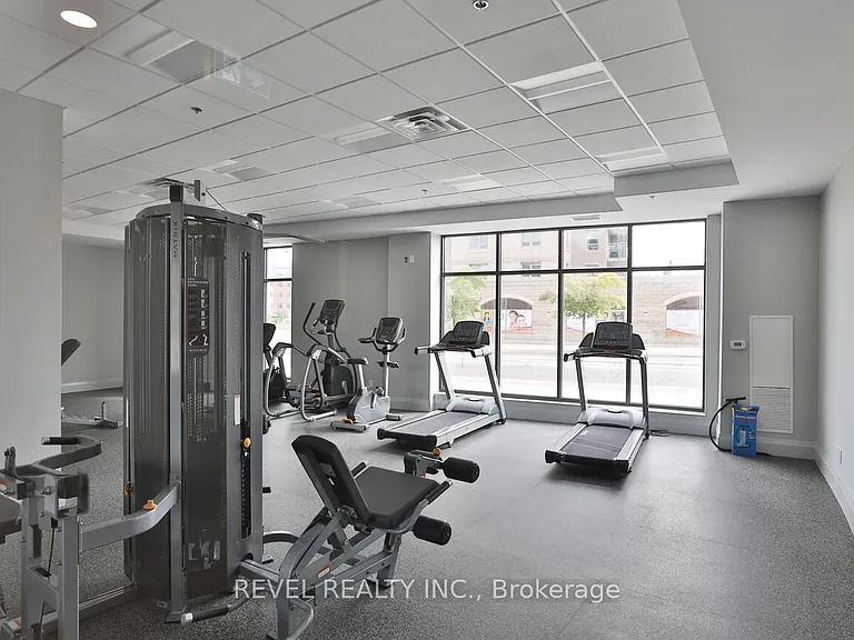 150 Oak Park Blvd #503 — Photo 36