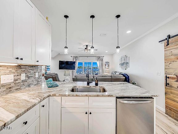 5th image of 319 Abbie Rd