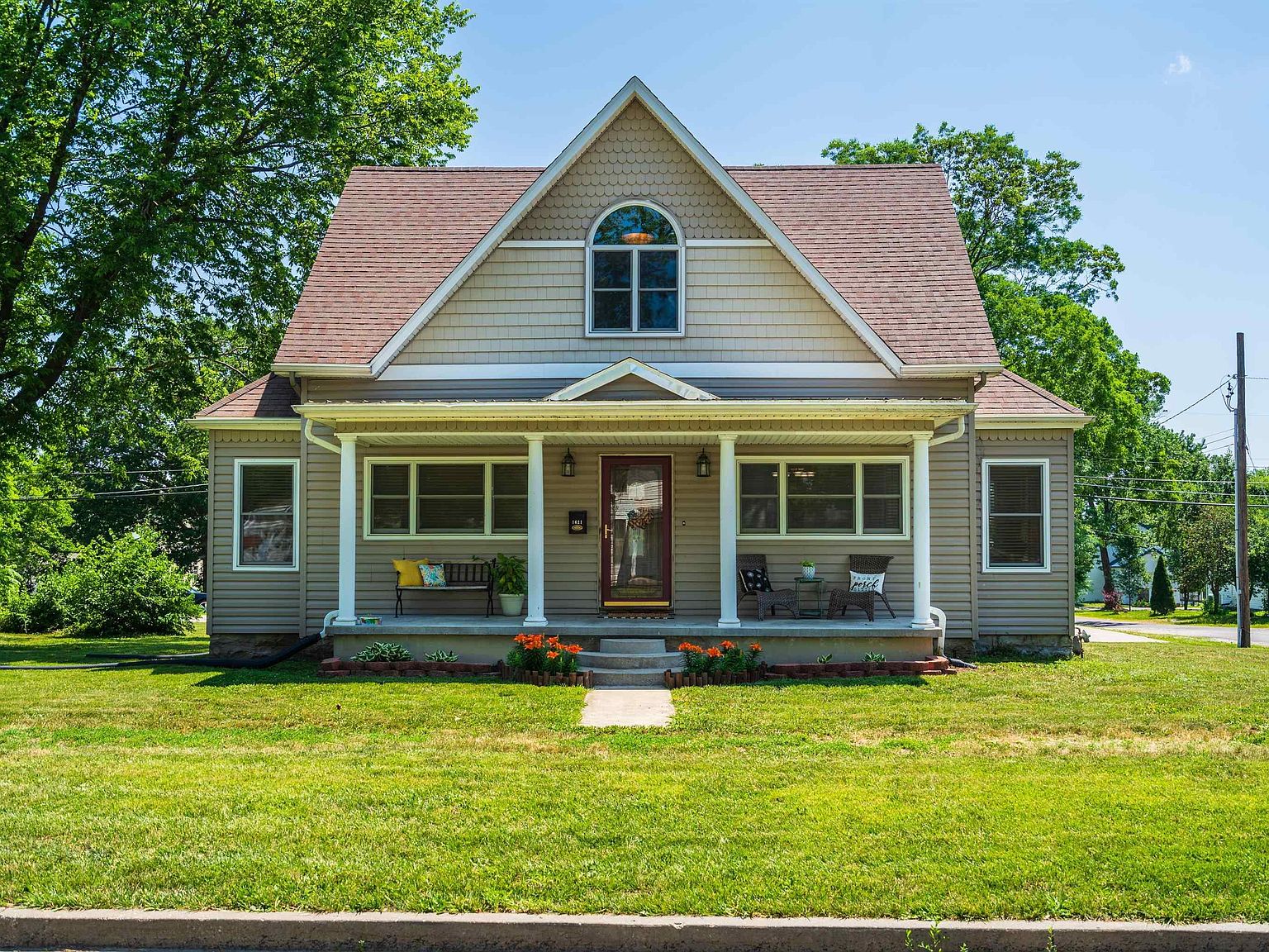 1621 S Ohio Ave, Sedalia, MO 65301 Zillow