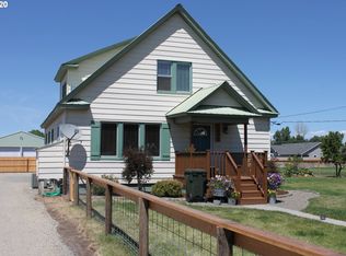 1380 D St, Baker City, OR 97814