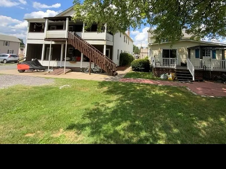 422 Pennsylvania Ave #2 — Photo 10