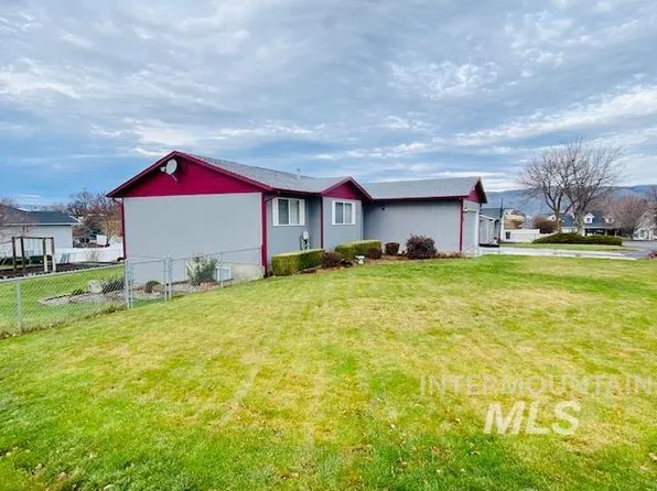 2530 Bursell Dr, Clarkston, WA 99403