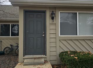 207 Village Dr #207, Glen Carbon, IL 62034