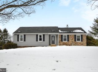 129 Clearview Dr, Downingtown, PA 19335