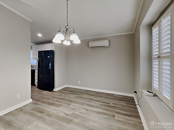 4th image of 21023 Sweet Blossom Ln