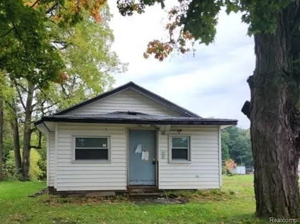 12942 Franklin St, Grand Ledge, MI 48837
