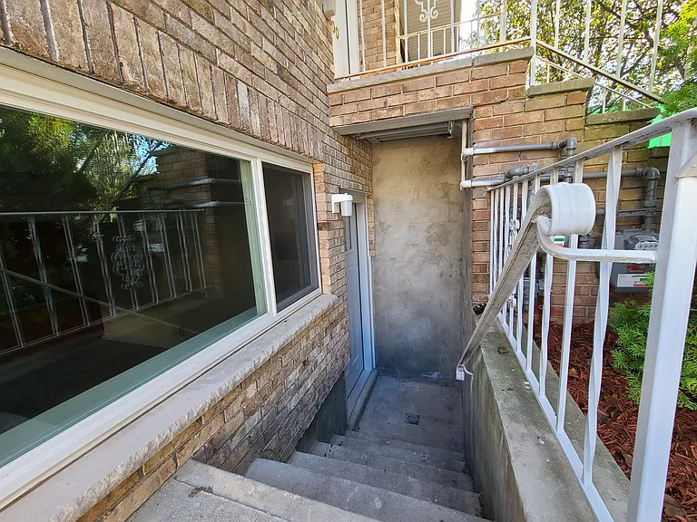 7300 Amboy Rd #BASEMENT — Photo 5