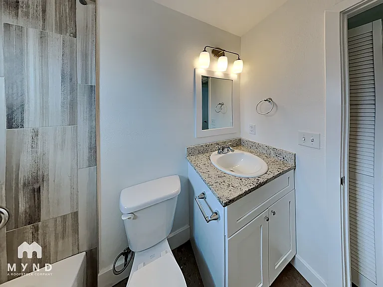 4830 E Willetta St #8 — Photo 9
