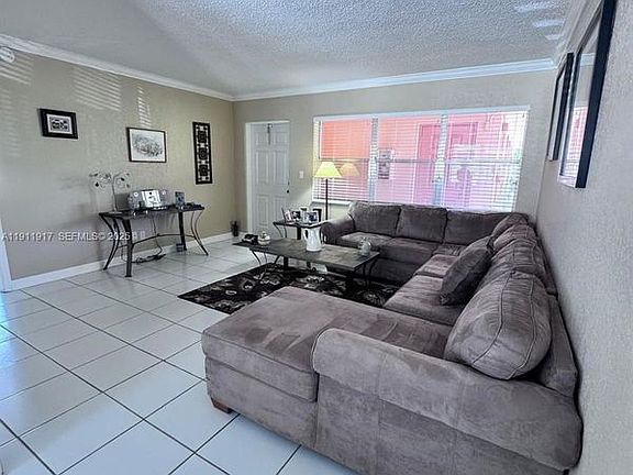 2nd image of 2451 NE 49th St APT 213