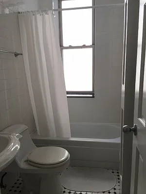 Rented by Taichi Fudosan | media 10