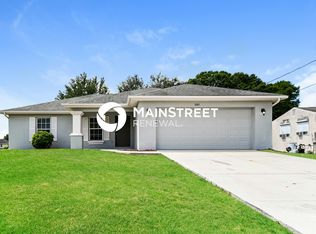 3301 18th St SW #W, Lehigh Acres, FL 33976