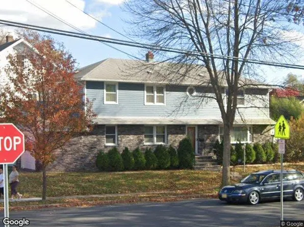 88 6th St, Clifton, NJ 07011