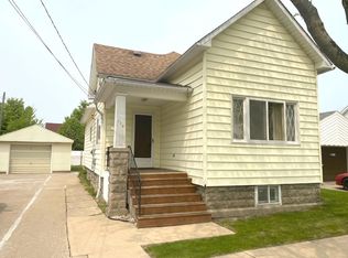 704 S Sherman St, Bay City, MI 48708