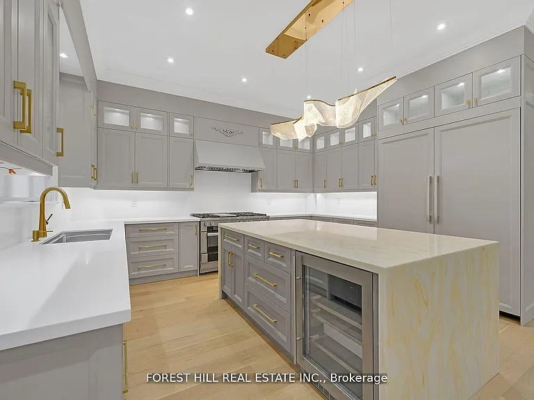 132 Lothian Ave — Photo 13