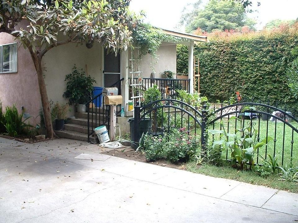 1st image of 1715 Thomas Ave