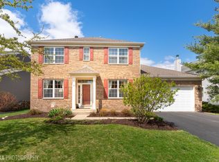 314 Inverness Dr, Cary, IL 60013