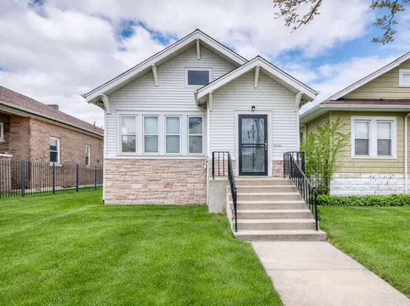 10204 S Lafayette Ave, Chicago, IL 60628