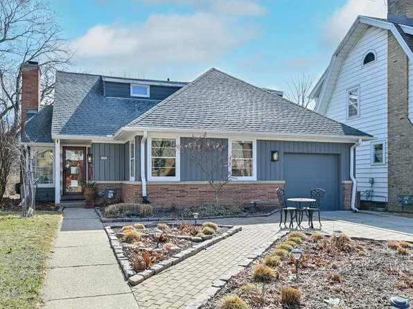 1292 North 63rd COURT, Wauwatosa, WI 53213