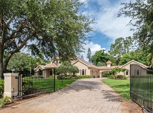 595 Gordonia Rd, Naples, FL 34108