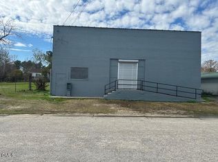 902 Douglas St S, Wilson, NC 27893