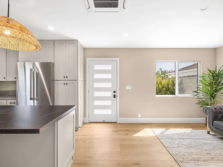 354 La Perle Ln — Photo 13