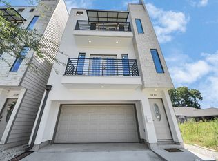 1112 Amundsen St, Houston, TX 77009