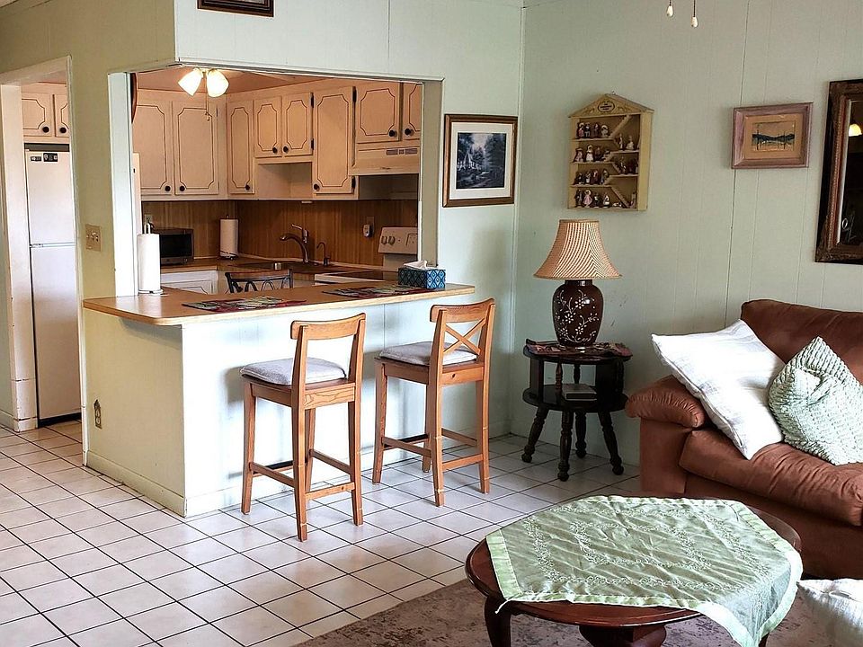 1st image of 9141 Sunrise Lakes Boulevard #207
