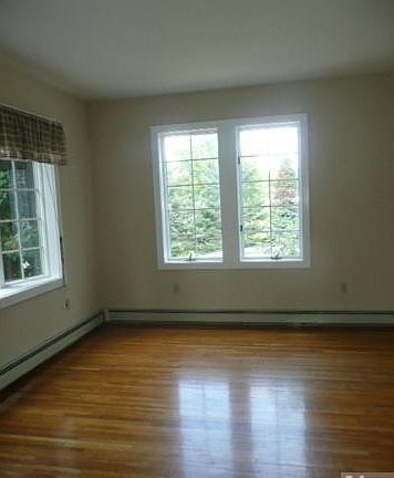 3rd image of 803 Central Ave S