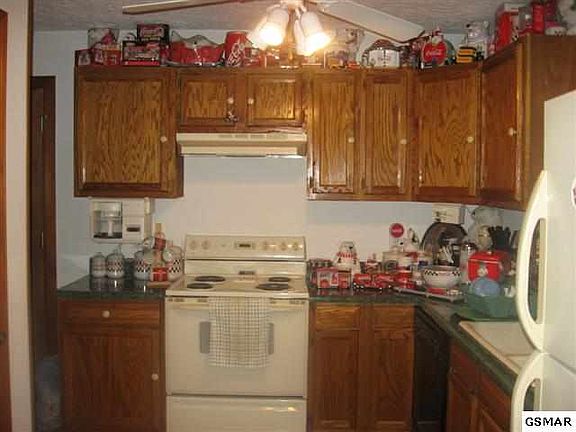 3rd image of 704 Westfield Way