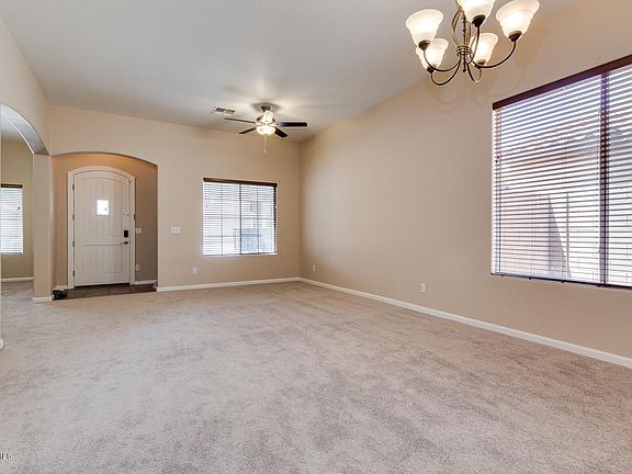 4th image of 17376 W Elaine Dr