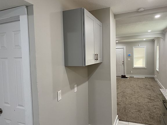 3rd image of 5510 Paloma Ave