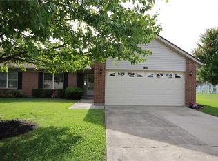 124 Warner Dr, Englewood, OH 45322