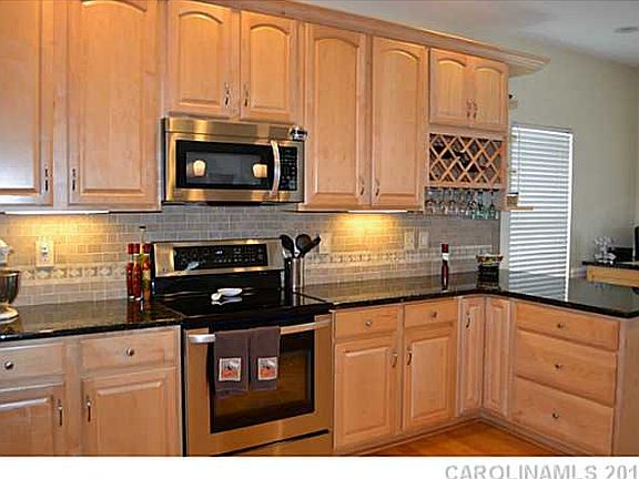4th image of 7323 Daerwood Pl