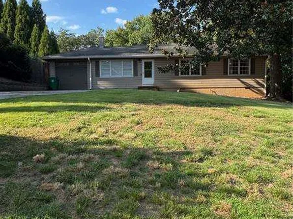 1302 Rustic Ridge Dr NE, Atlanta, GA 30319