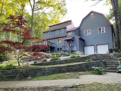 161 Oxford Ave, Dudley, MA, 01571