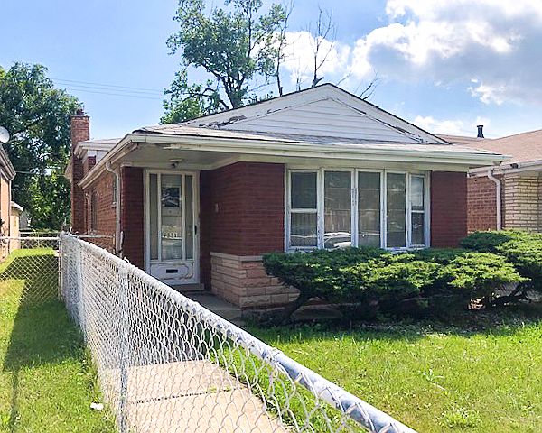 2nd image of 9331 S Halsted St