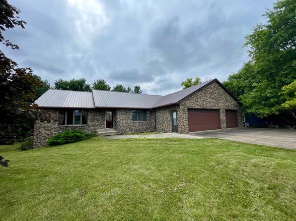 217 Hancock Dr, Orangeville, IL 61060
