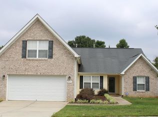3525 Long Run Dr, Greensboro, NC 27405