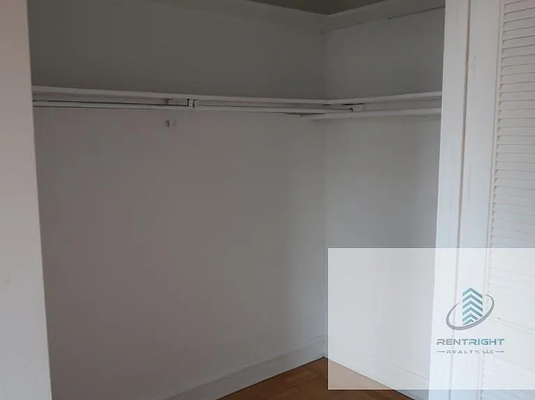 1209 W Sherwin Ave #1209-101 — Photo 6