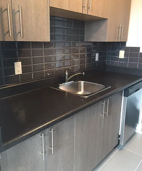 40 Soudan Ave #1205 — Photo 12