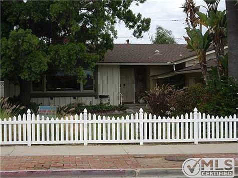 2nd image of 888 Murray Dr