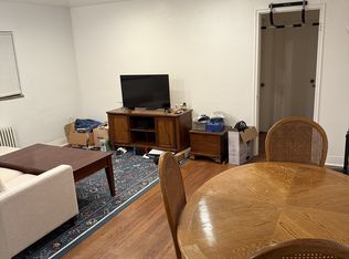 4909 Centre Ave #2B, Pittsburgh, PA 15213