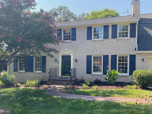 9320 Fairfax St, Alexandria, VA 22309