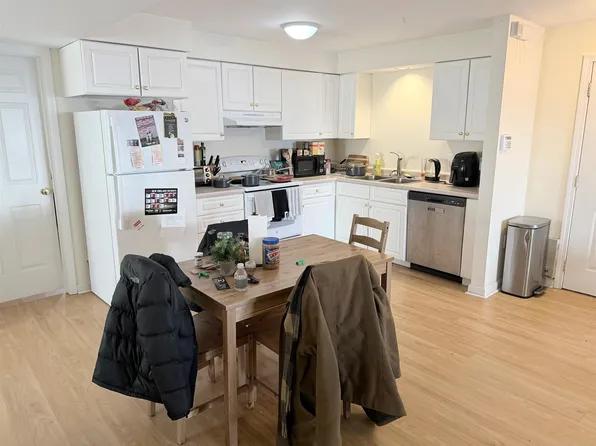 6 Kent St, Somerville, MA 02143